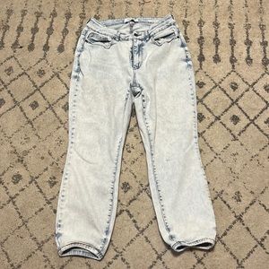 Light wash judy blue jeans
